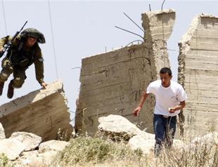 Israel seeks deal with Palestinian hunger strikers