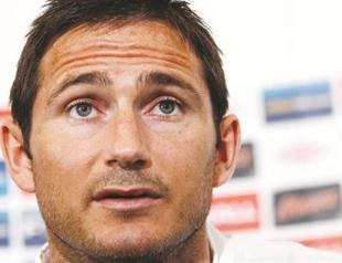 Lampard suffers thigh injury in training