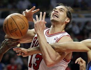 Bulls grab top seed as playoffs tip off
