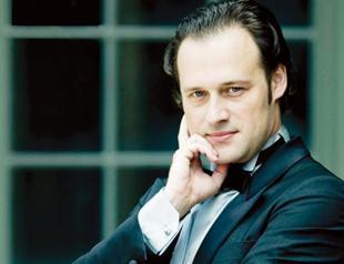 Borusan Istanbul Philharmonic takes the stage