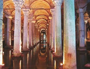 New book reveals historical changes in Istanbul