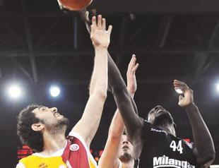 Beşiktaş hosts rival in semifinal series