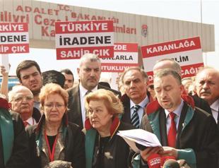 Turkish government mulls changes to ‘special courts’