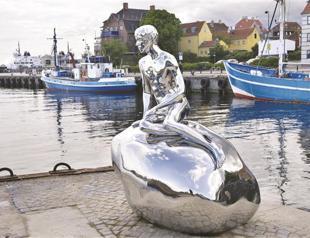 Mermaid gets her prince