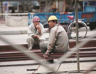 China’s manufacturing hits snag