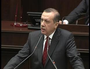 Turkey warns against secretarian view of Syrian conflict