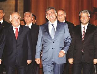 Turkish President, government back army in raid saga