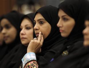 Video of Saudi woman defying religious police goes viral