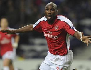 Campbell warns fans not to travel to Euros