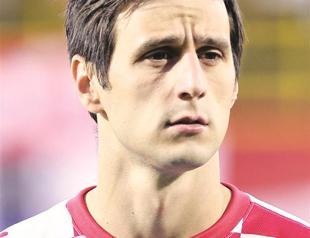 Kalinic to replace injured Olic at Euro 2012
