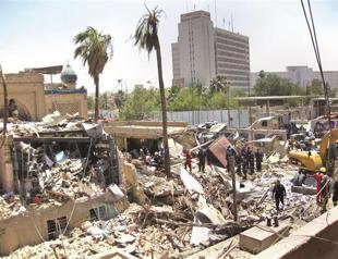 Suicide bomber hits Iraq as crisis lingers