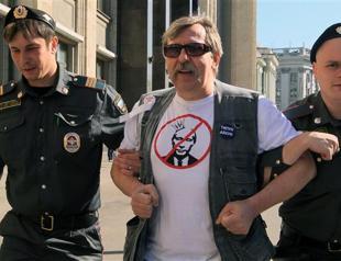 Russia protest fines higher than for carjacking