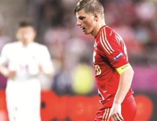 History weighs on Poland- Russia Euro 2012 face off
