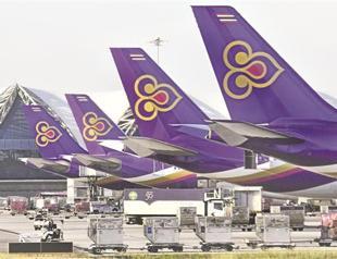 Global airline profits thin this year due to oil prices and crisis