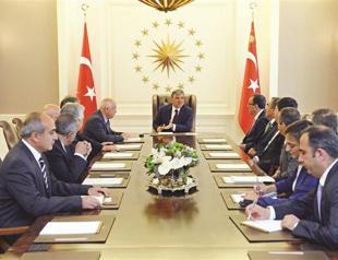 Consensus a must for new charter, says Gül