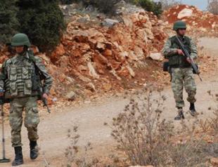 Soldier, village guard killed in Turkeys southeast
