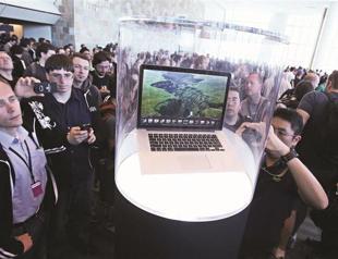 Apple unveils more powerful MacBooks