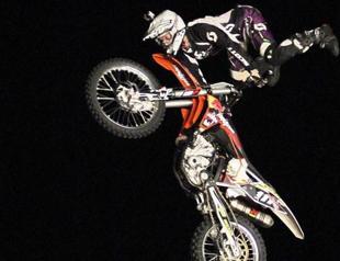 Motor show in Istanbuls historic site causes controversy