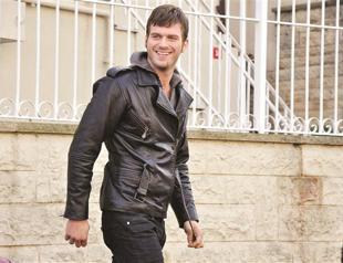 Magnum to work with Kıvanç Tatlıtuğ