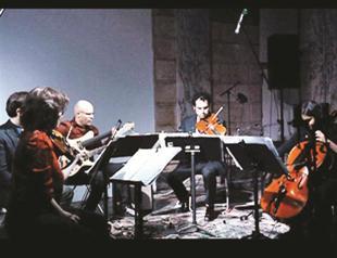 Timuçin Şahin and Mivos Quartet performs together