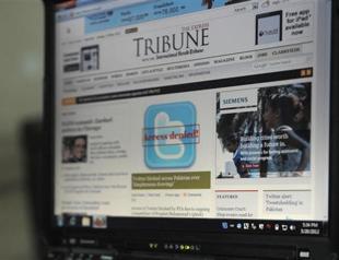 Pakistan restores Twitter after block over Prophet cartoons
