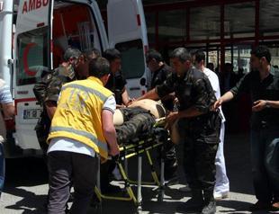 One killed, four wounded in clashes in southeast Turkey