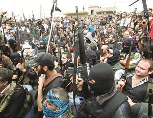 Further Syria fights spill over to streets of Beirut