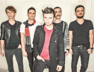 Vera takes the stage at club Ghetto