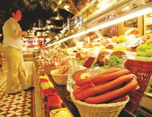 Food company denies claims on meat-mixing