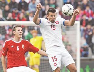 Baros doubtful for Russia opener