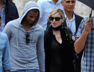 Madonna asked if island was artificial, not the Bosphorus: report