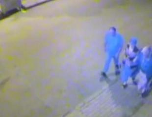 Girl gives birth while walking, leaves baby on pavement (VIDEO)