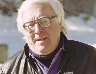 Tributes to sci-fi writer Ray Bradbury, dead at 91
