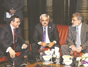 Azeri oil giant to invest $10 bln more in Turkey