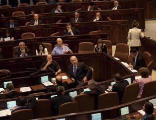 With eye on Turkey, Israel debates Armenia deaths