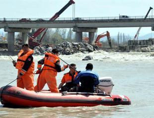 More bodies in minibus recovered from creek