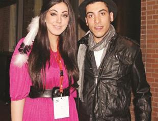 Bonomo performs in the Netherlands