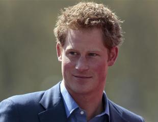 Britains Prince Harry gets award for helping hurt soldiers