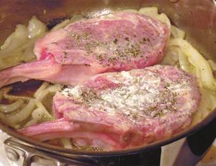 Oven-baked lamb cutlets