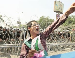 Egypt tense after court rules to dissolve assembly