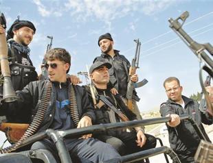 World mulls arming rebels