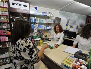Pharmacists death highlights Greek plight