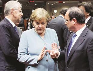 Merkel continues war of words on euro’s future