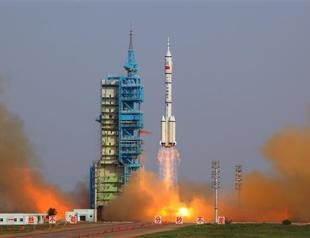 Chinese spacecraft docks with orbiting module