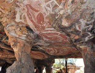 Archaeologist finds oldest rock art in Australia