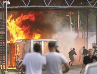 Tension rises in N Kosovo with grenades