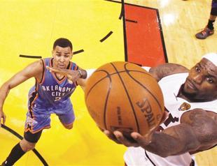 LeBron’s Heat one win away from 2nd NBA title