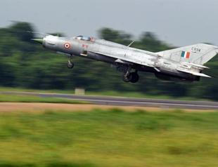 Syrian MiG pilot defects to Jordan