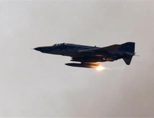 Syria shot Turkish plane without warning Ankara says