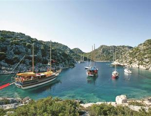 Southern beaches top list of facilities with Blue Flag